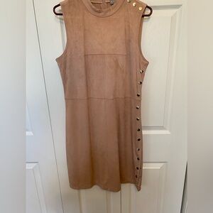 Stylish Tan Sleeveless Dress with Side Buttons